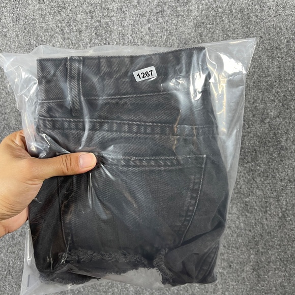 Billabong Denim Shorts Black Distressed Frayed Hem Womens Size 25 #1267 - Picture 8 of 8